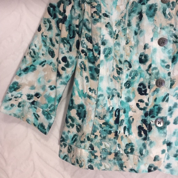 Chico’s Green Blazer Jacket Lightweight  Size 1 - Picture 2 of 8